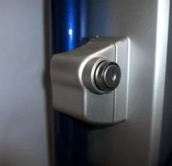 Flyer Panasonic - Cache Pour Serrure De Batterie Abus -Magasin D'Équipement De Vélo panasonic cache serrure batterie abus detail 1 3840x2160